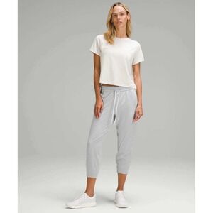 Lululemon Soft Jersey Classic-Fit Mid-Rise Cropped Jogger Pants Womens 6 Grey
